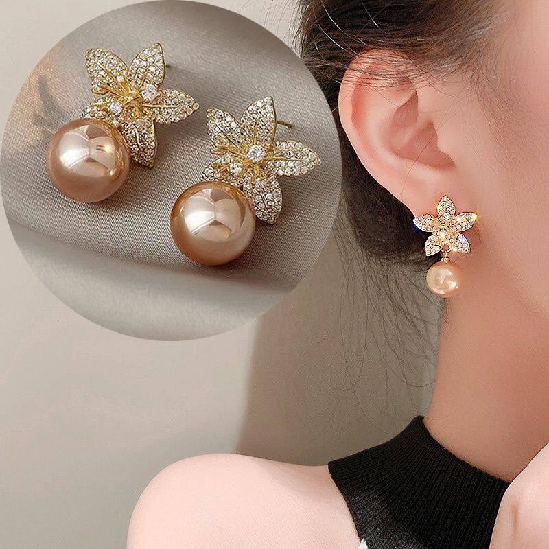 Shinny Diva pearl Flower Earring SJP