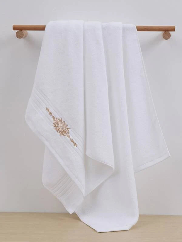 1pc Scroll Embroidered Towel - White