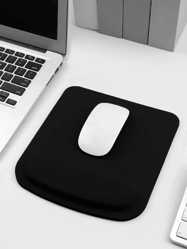 Solid Mouse Pad With Wrist Rest