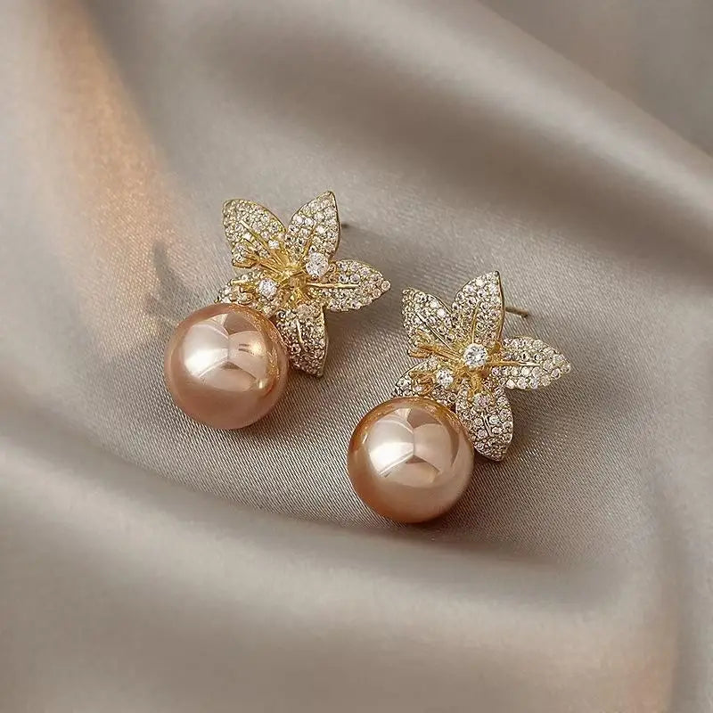 Shinny Diva pearl Flower Earring SJP