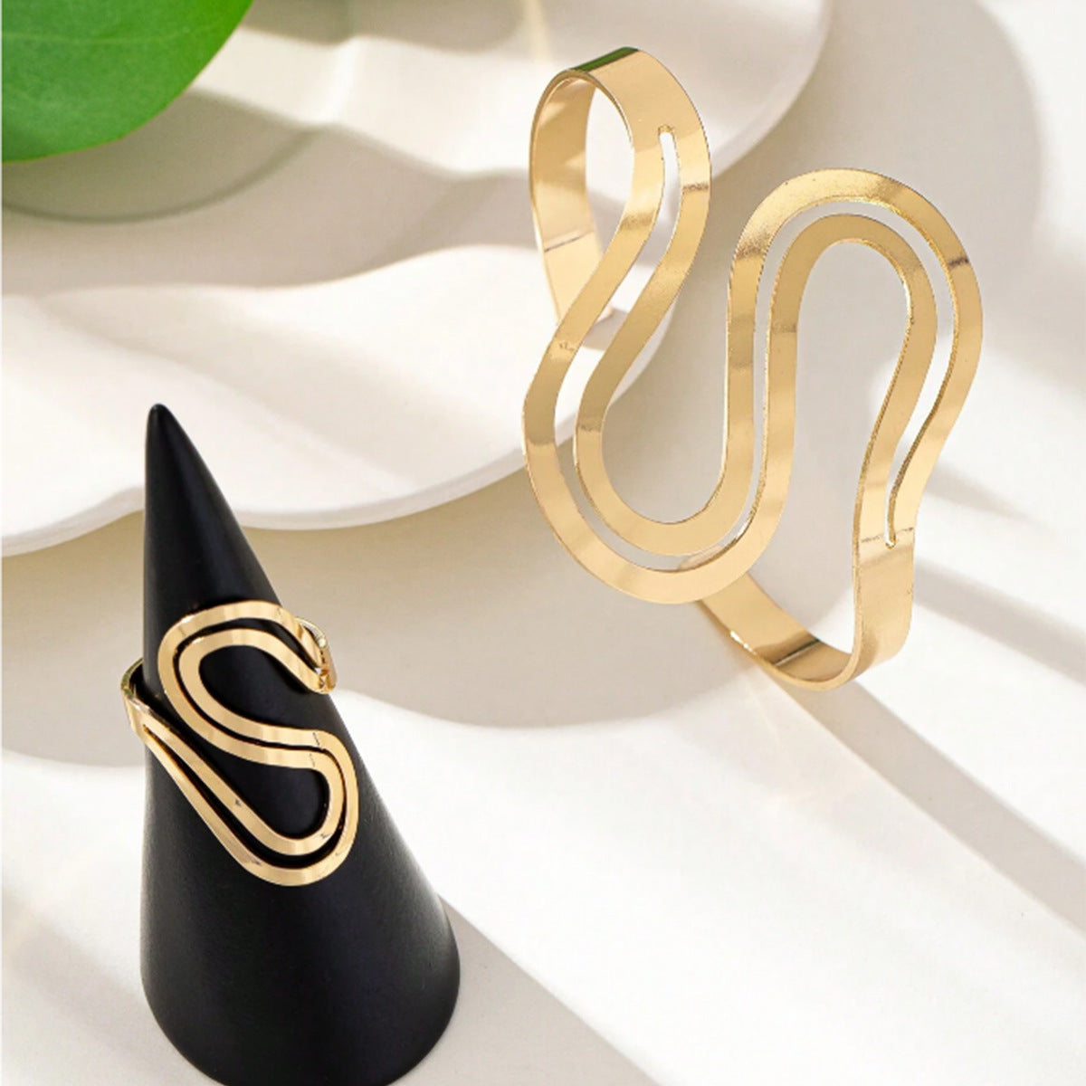 2 piece European Bangle and Ring Set SJP