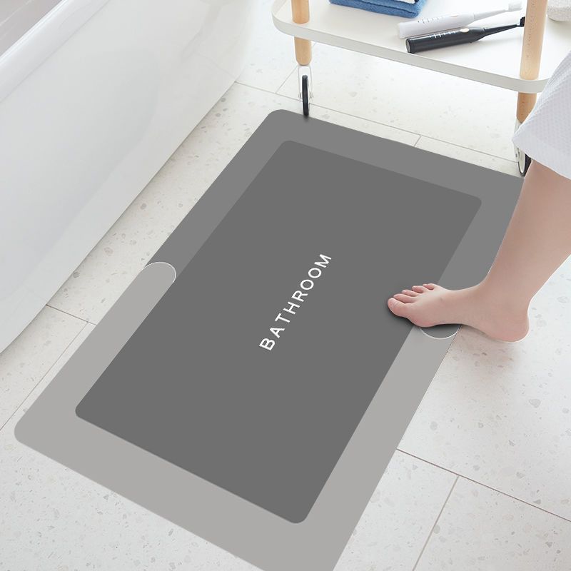 1pc Toilet door water absorbent floor mat