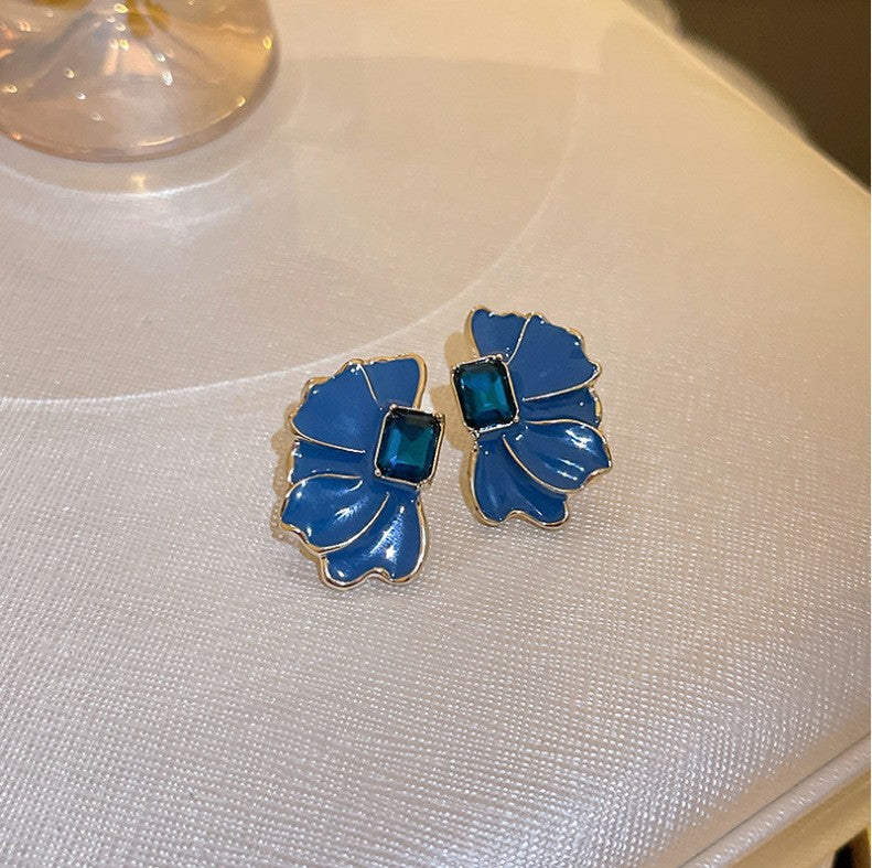 Blue flower acrylic stud earrings SJP