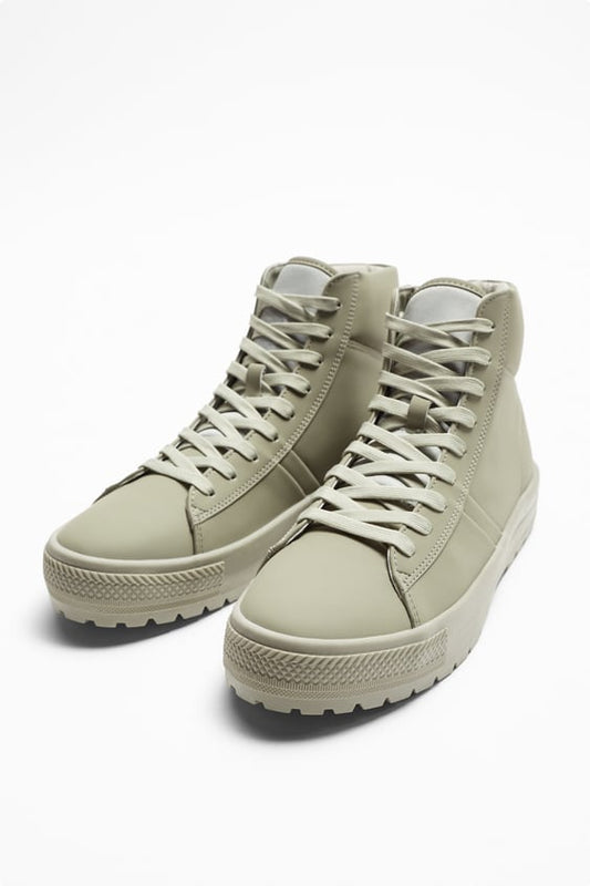 ZARA RUBBERIZED HIGH TOPS   - 515