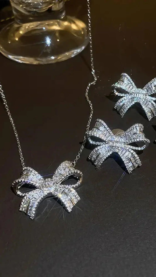 Trendy Luxury Zirconia Bowknot Necklace Set SJP