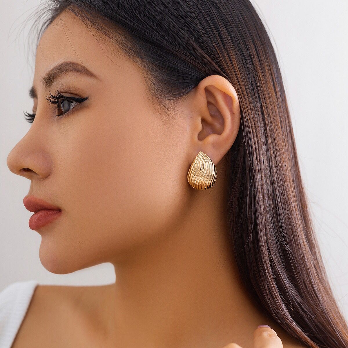 Gold Seashell Clam Earring SJP