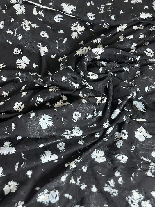 K&Y Mira black and white fabric 5yards