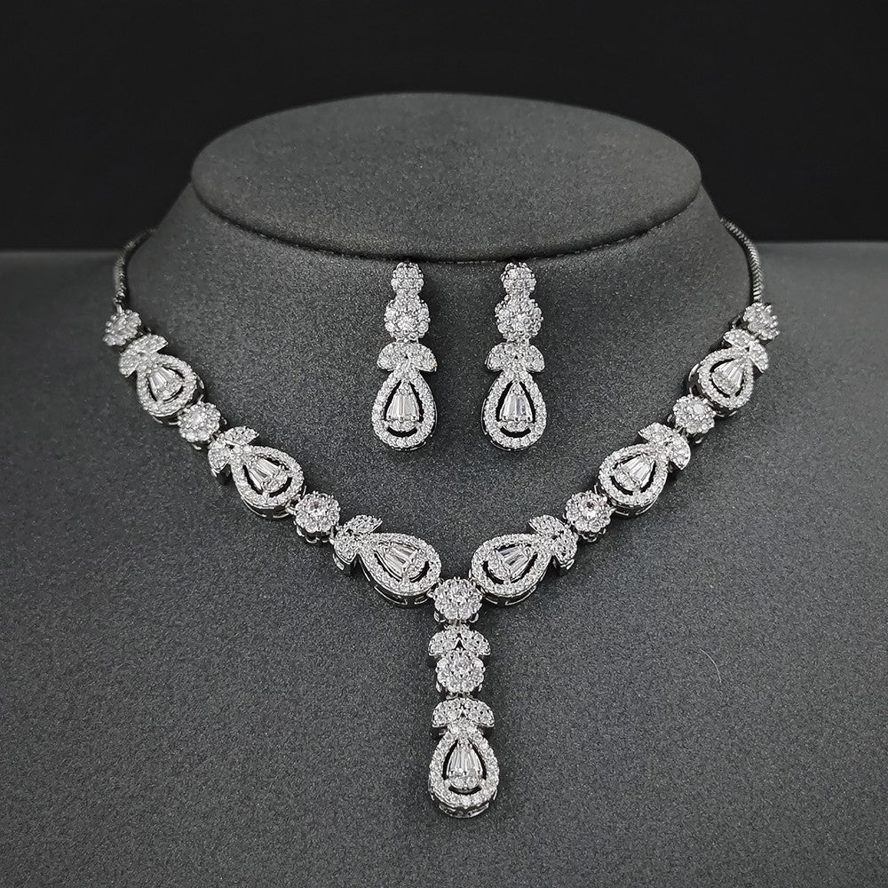 Luxury Stainless CZ Diamond Timeless Jewelry Set SJP