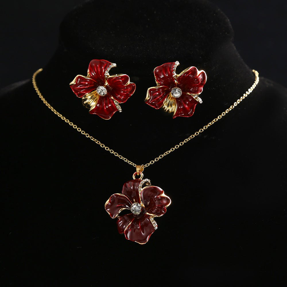 Red Petal Vintage design Necklace set SJP