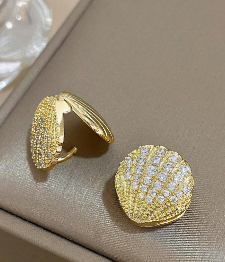 Huitan Misty Rhinestone Gold Plated Earrings