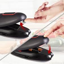 Electric Can Openers For Kitchen: One touch switch .No Sharp Edge .Being friendly to left-hander and arthritics