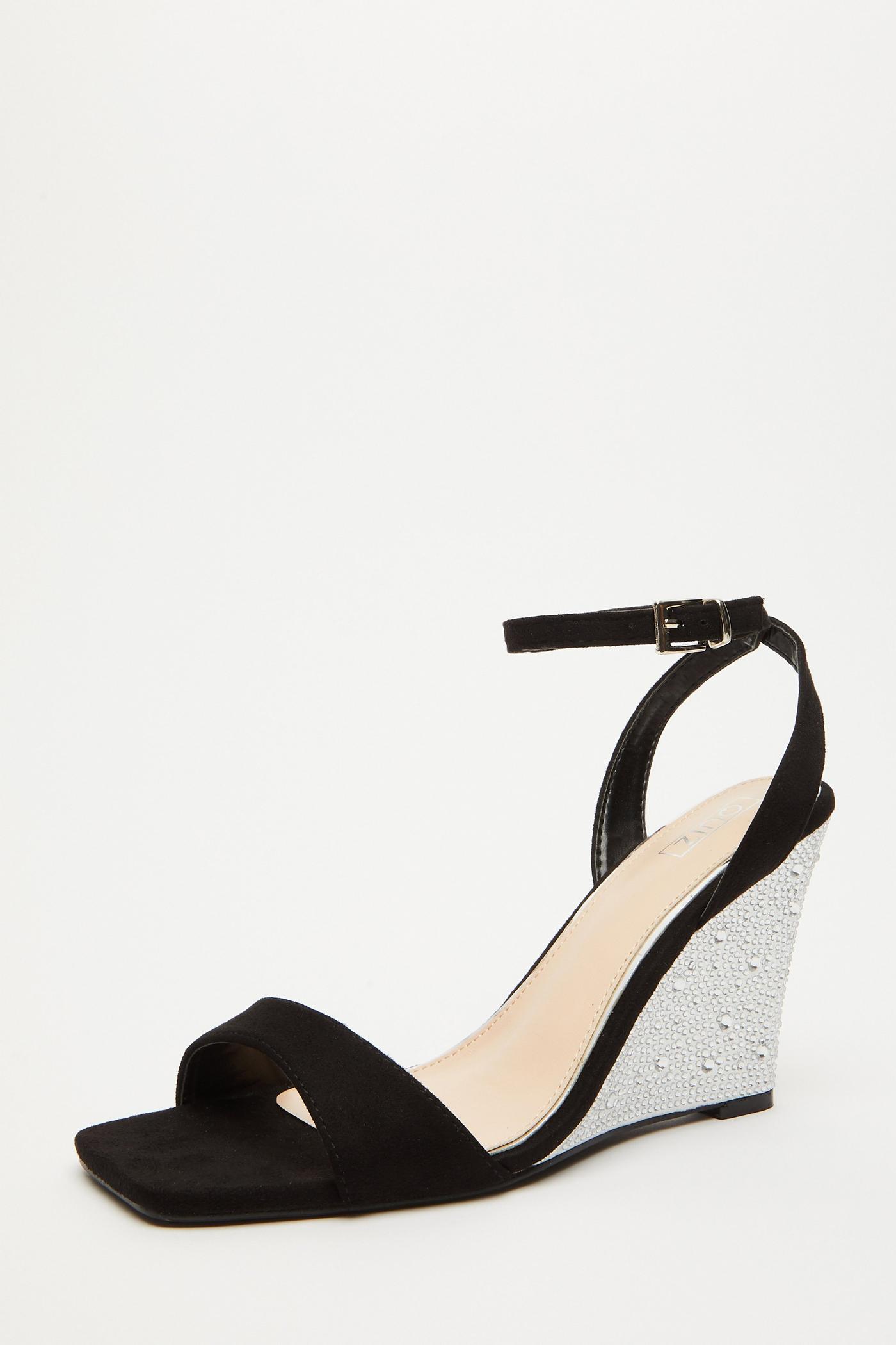 Quiz store diamante wedges