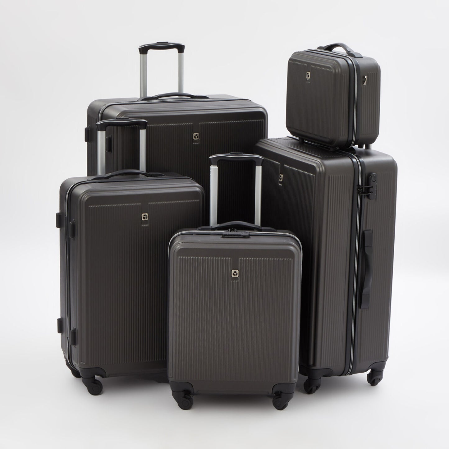 QUBED Graphite Theta Luggage Set