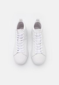 Pier One UNISEX - High-top trainers - white