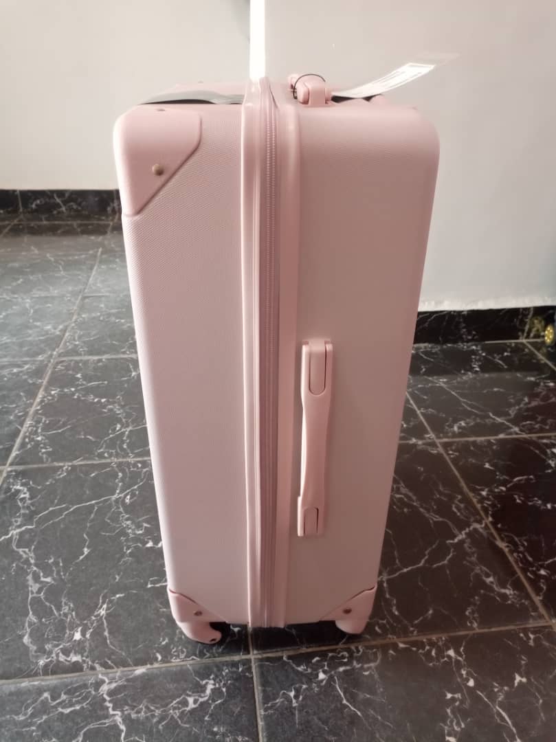 ENDEAVOUR  Pink Hardside Suitcase