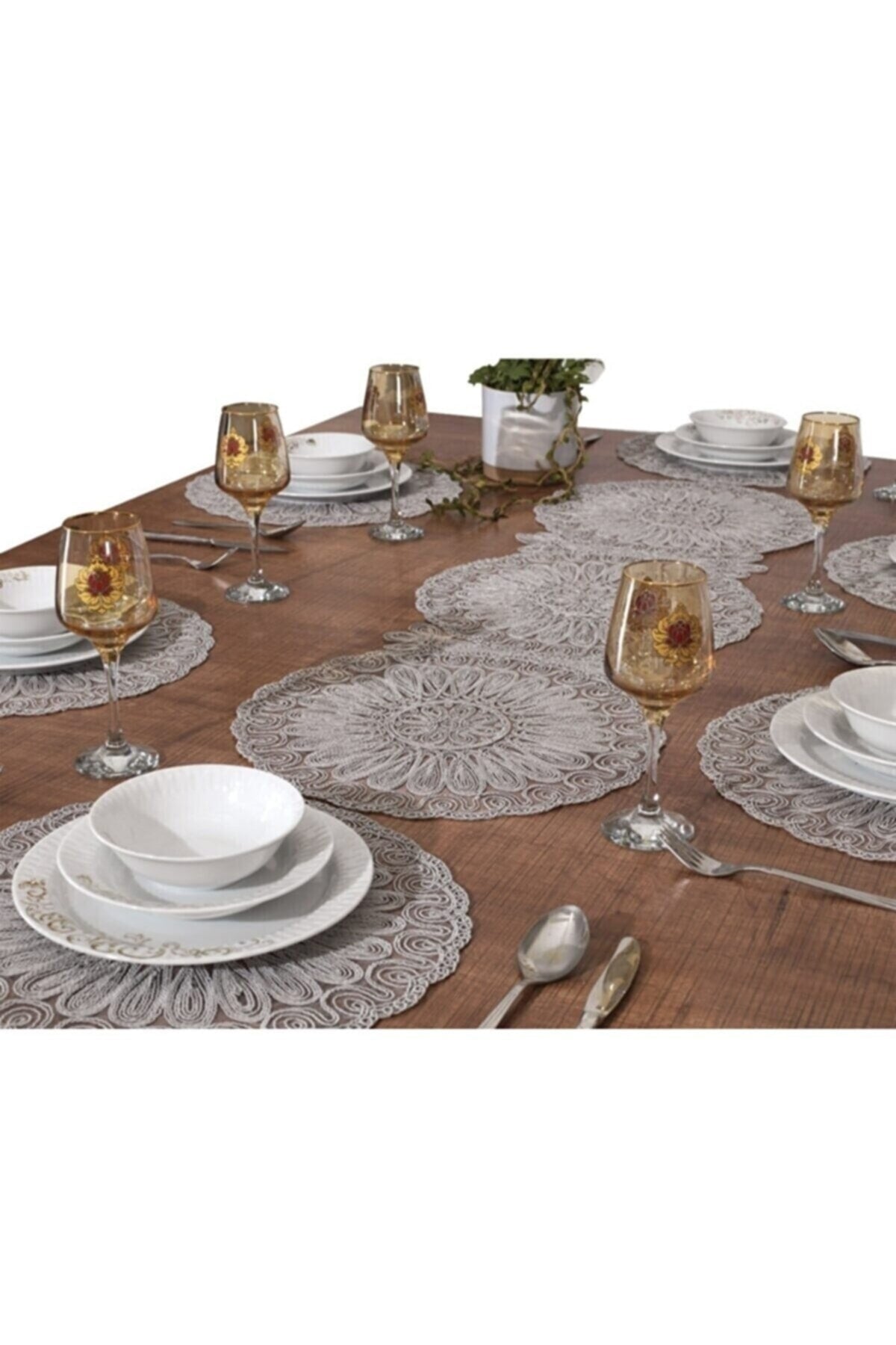 Scholars  Placemat Pad and Runner Set for 6 Persons